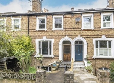 Properties for sale in Haggard Road - TW1 3AF view1