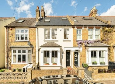 Properties for sale in Haliburton Road - TW1 1PD view1