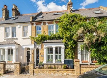Properties for sale in Haliburton Road - TW1 1PD view1