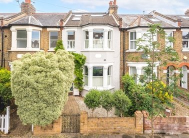 Properties for sale in Hamilton Road - SW19 1JF view1
