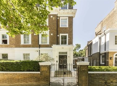 Properties for sale in Hamilton Terrace - NW8 9QR view1