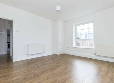 Properties for sale in Hanbury Street - E1 5JD view1