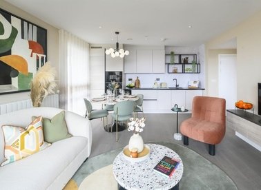 Properties for sale in Handley Drive - SE3 9ET view1