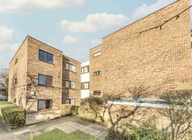 Properties for sale in Hanger Lane - W5 3DA view1
