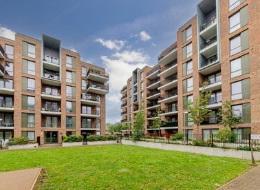 Properties for sale in Hansel Road - NW6 5FP view1