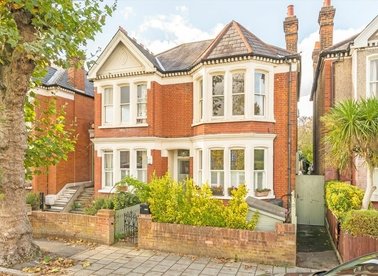 Properties for sale in Harborough Road - SW16 2XW view1