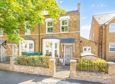 Properties for sale in Hardy Road - SW19 1HZ view1