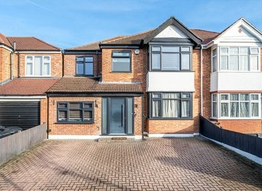 Harewood Road, Isleworth, TW7