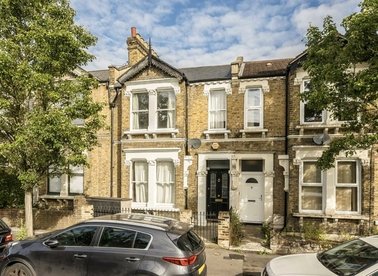 Properties sold in Harlescott Road - SE15 3BZ view1