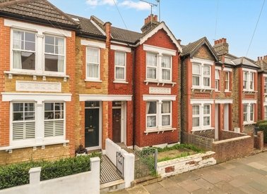Properties for sale in Harlesden Gardens - NW10 4HA view1