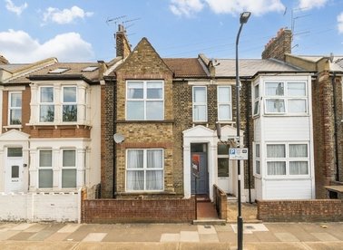 Properties for sale in Harley Road - NW10 8BA view1