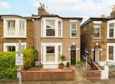 Properties for sale in Hartfield Crescent - SW19 3SD view1