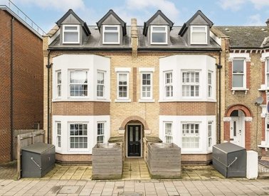 Properties for sale in Hartfield Road - SW19 3TH view1