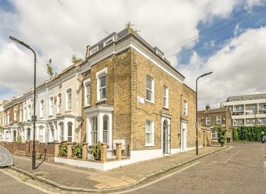 Properties for sale in Hassett Road - E9 5SL view1