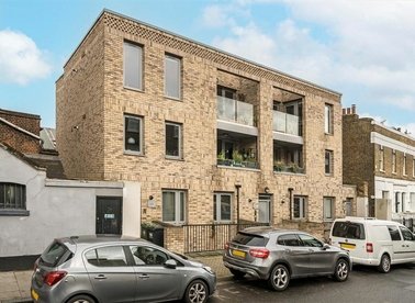 Properties for sale in Hatcham Park Road - SE14 5QE view1