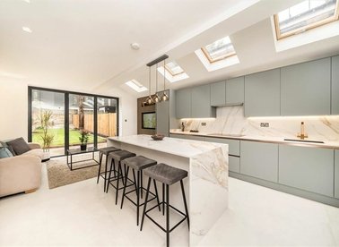 Properties for sale in Hatcham Park Road - SE14 5QD view1