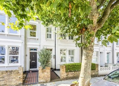 Properties for sale in Havelock Road - SW19 8HE view1