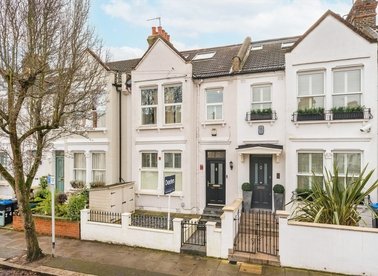 Properties for sale in Havelock Road - SW19 8HD view1
