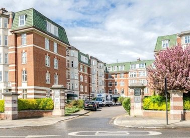 Properties for sale in Haven Green - W5 2UY view1