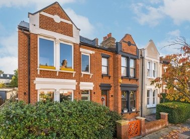 Properties for sale in Haydon Park Road - SW19 8JT view1