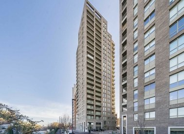 Properties for sale in Heartwood Boulevard - W3 6ZG view1