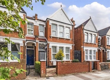 Properties for sale in Heber Road - NW2 6AA view1