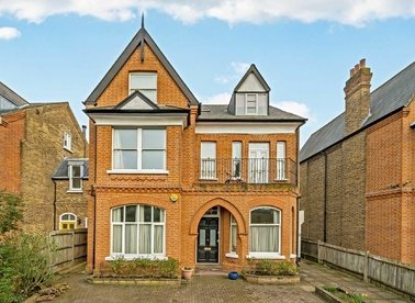 Properties for sale in Helena Road - W5 2RA view1