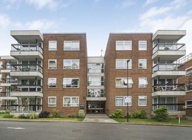 Properties for sale in Hendon Lane - N3 3SF view1