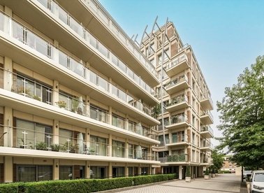 Properties for sale in Henry Macaulay Avenue - KT2 5FE view1