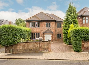 Properties for sale in Hermitage Lane - NW2 2HE view1