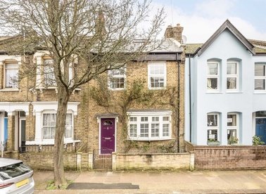 Properties for sale in Hichisson Road - SE15 3AN view1