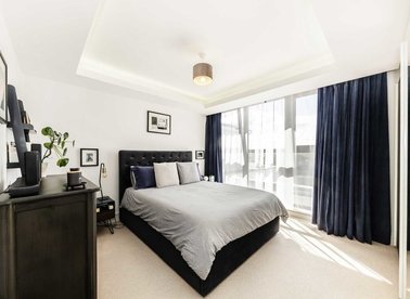 Properties for sale in High Road - N12 9QL view1