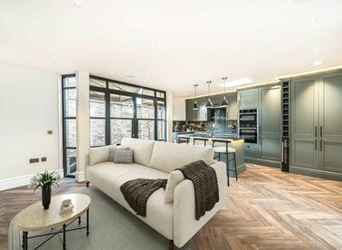 Properties for sale in High Street - TW8 0AH view1