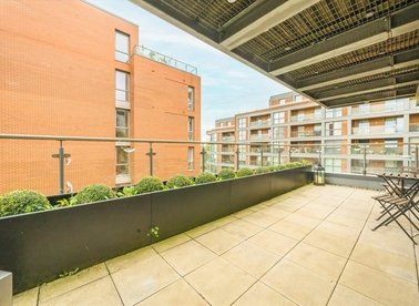 Properties for sale in High Street - TW8 0FT view1