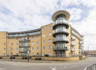 Properties for sale in Highfield Road - TW13 4GR view1
