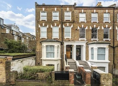 Properties for sale in Highwood Road - N19 4PN view1