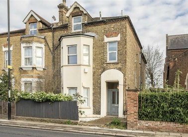 Properties for sale in Hither Green Lane - SE13 6QE view1