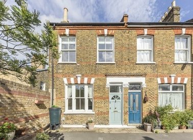 Properties for sale in Holbeck Row - SE15 1QA view1
