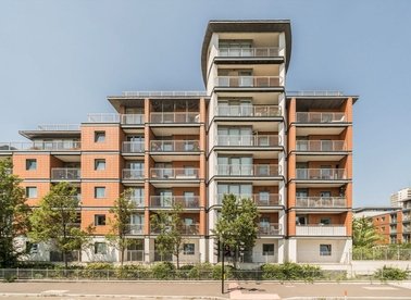 Properties for sale in Holland Gardens - TW8 0BE view1