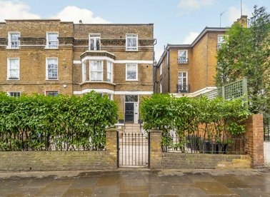 Properties for sale in Holland Park Avenue - W11 3QZ view1