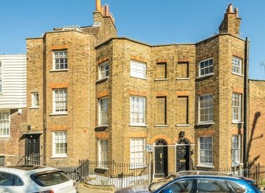 Properties for sale in Holly Bush Hill - NW3 6SH view1