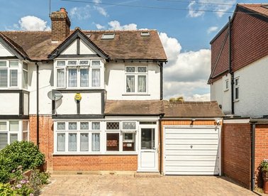 Properties for sale in Holly Bush Lane - TW12 2RB view1