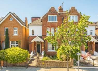 Properties for sale in Holmbush Road - SW15 3LE view1