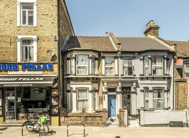 Properties for sale in Homerton High Street - E9 6BB view1