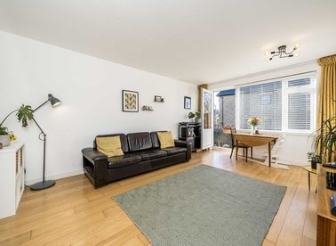 Properties for sale in Homestall Road - SE22 0SA view1
