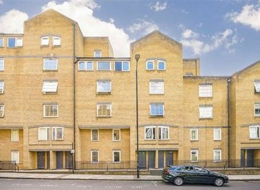 Properties for sale in Hooper Street - E1 8BU view1