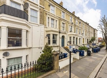 Properties for sale in Horn Lane - W3 6PW view1