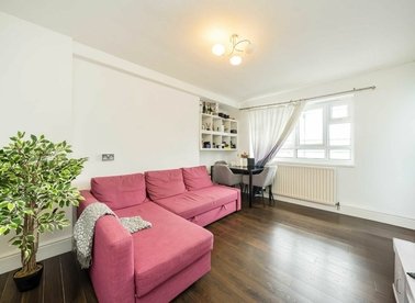 Properties for sale in Horne Way - SW15 1JE view1