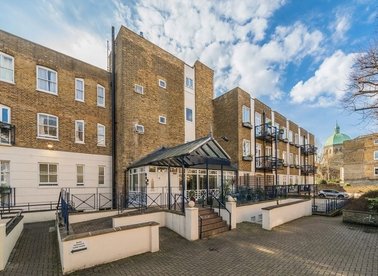 Properties for sale in Hornsey Lane - N6 5LX view1