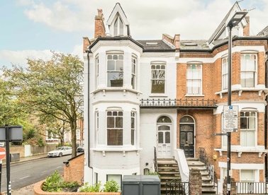 Properties for sale in Horsell Road - N5 1XP view1